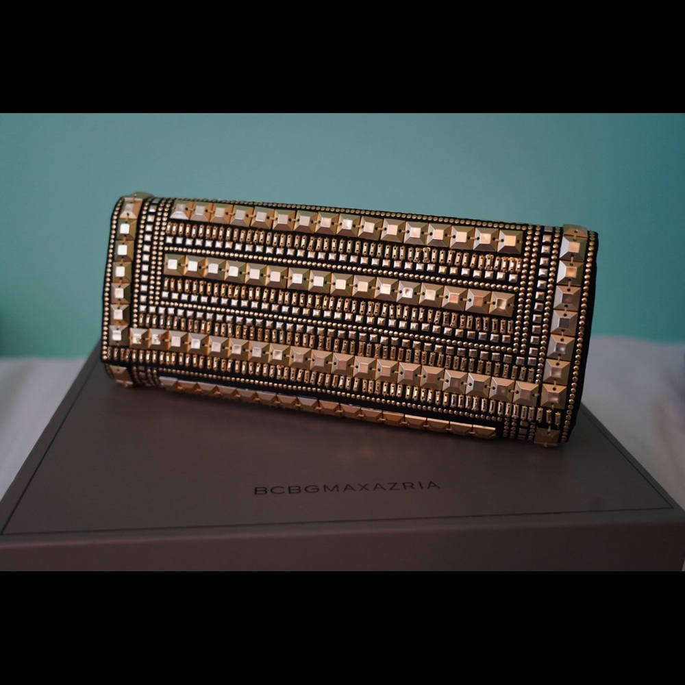 NWT BCBGMaxAzria Calista Beaded Baguette Clutch